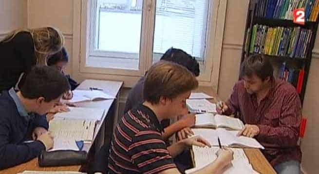 accompagnement scolaire en petit groupe à Paris