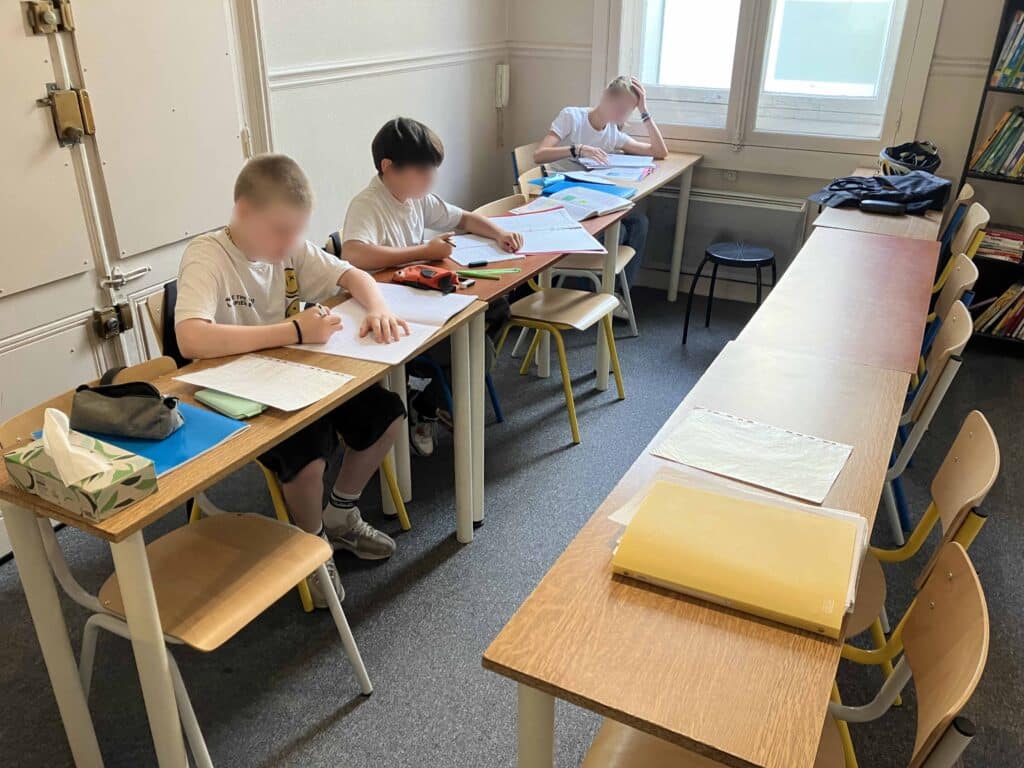 stage scolaire de collégiens