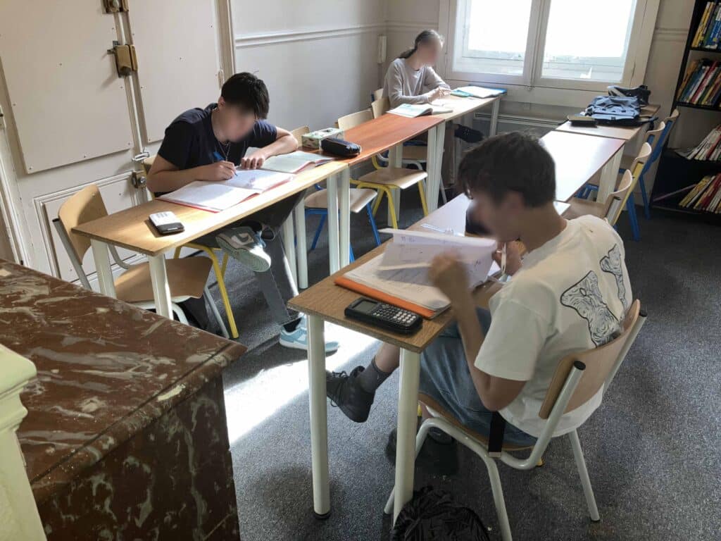 stage scolaire de remise à niveau